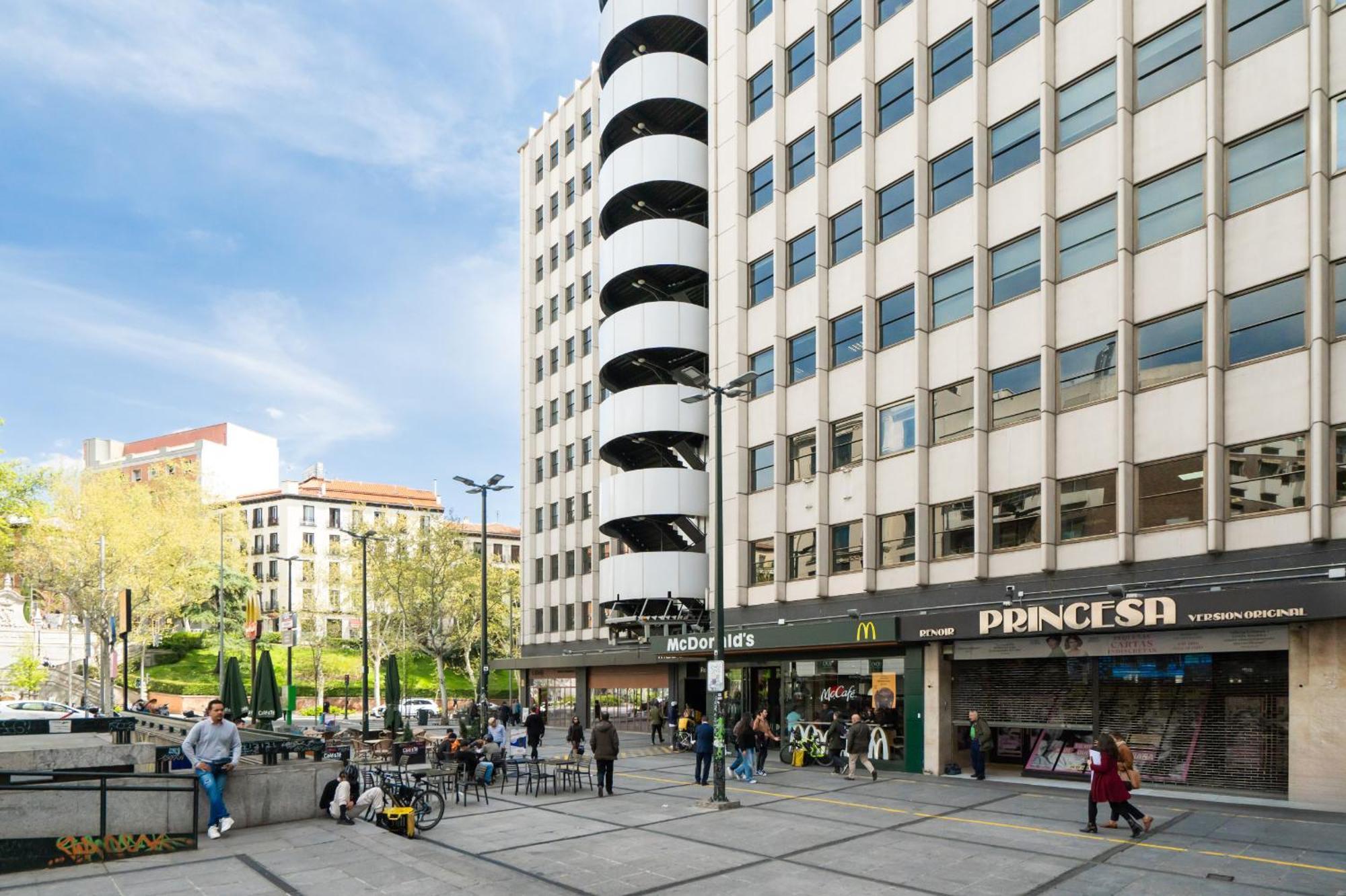 Apartamento En Plaza De Espana Alquiler Temporal Madrid Ngoại thất bức ảnh