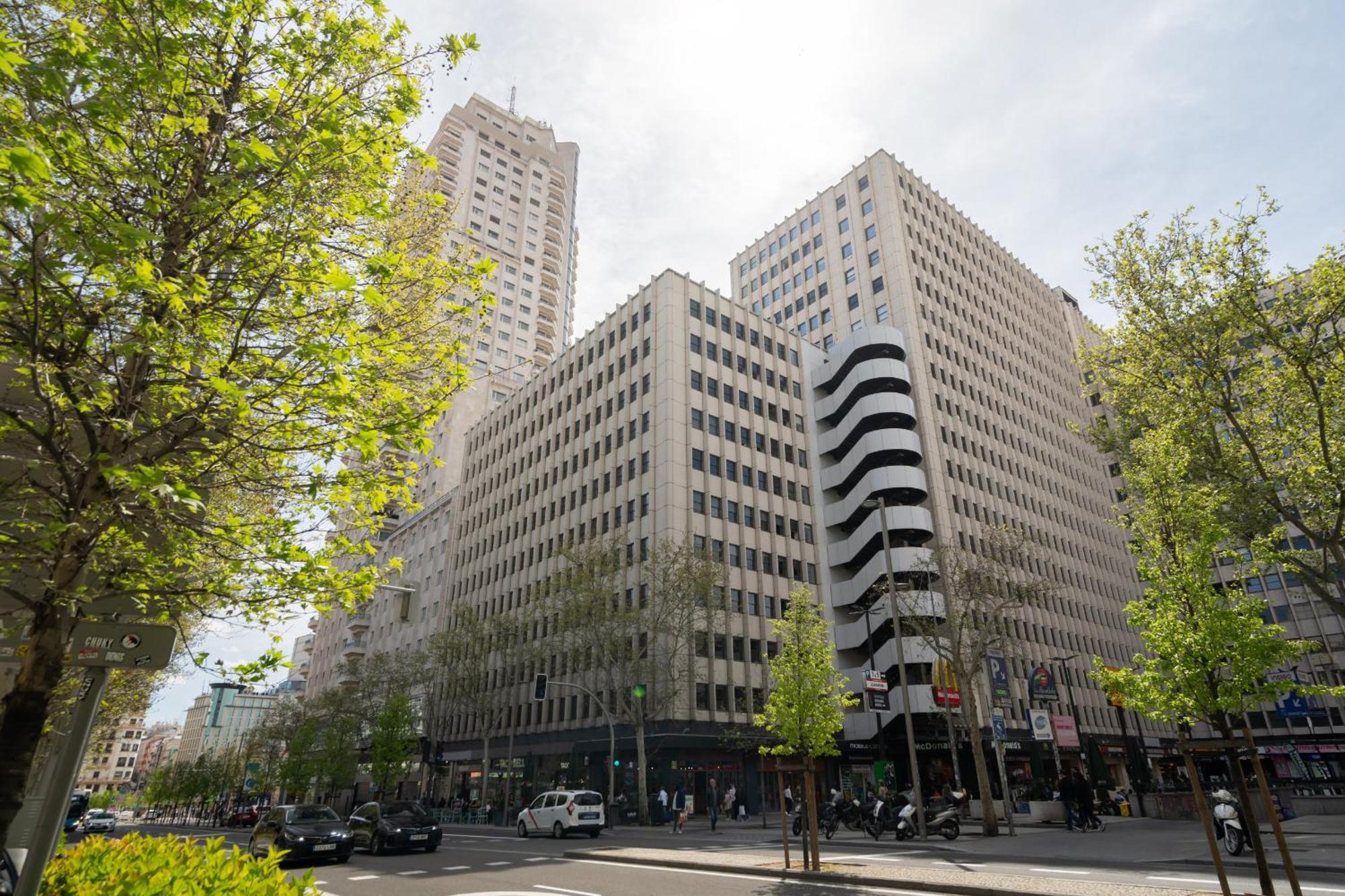 Apartamento En Plaza De Espana Alquiler Temporal Madrid Ngoại thất bức ảnh